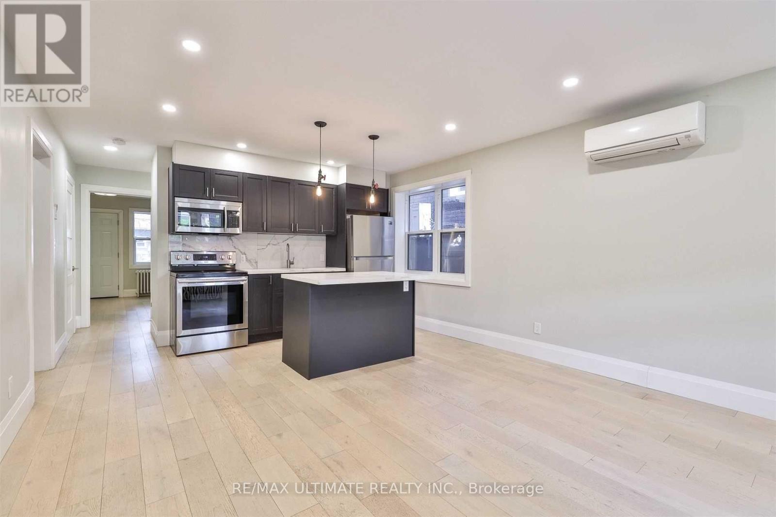 8 Grafton Avenue, Toronto, Ontario  M6R 1C4 - Photo 43 - W13169610