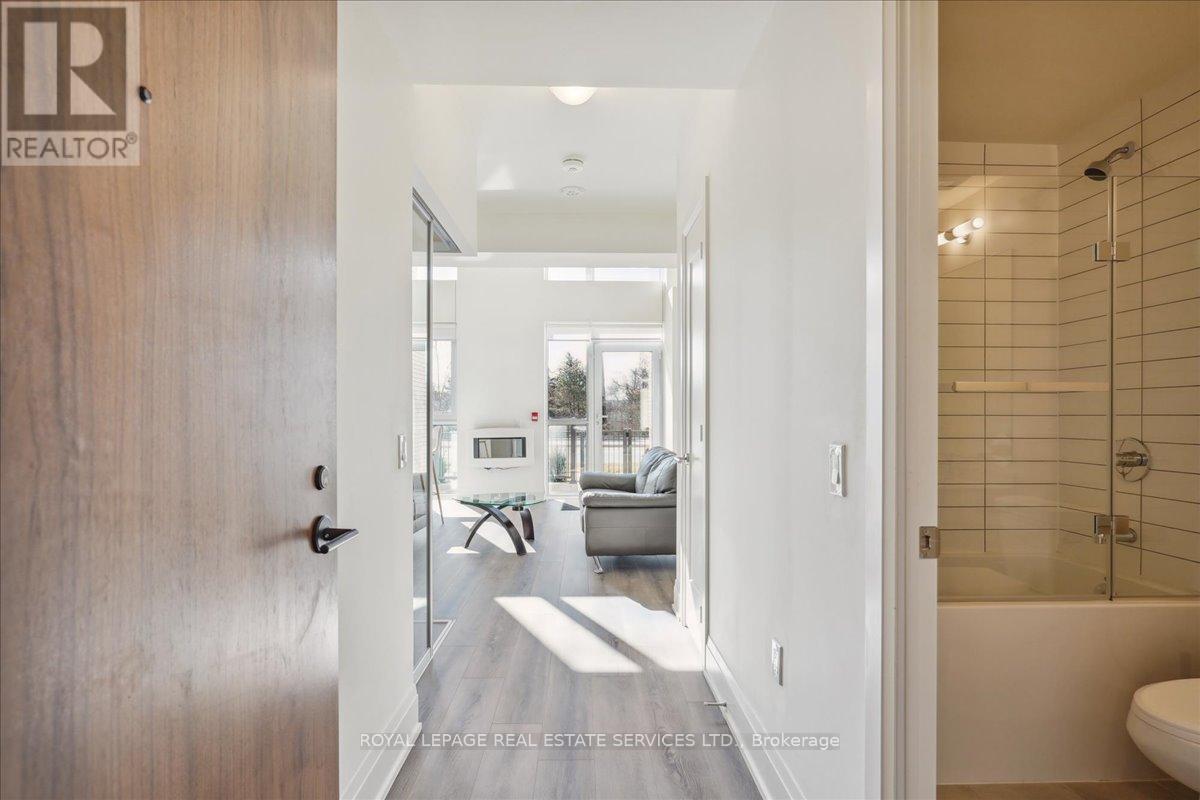 103 - 509 DUNDAS STREET W, Oakville, Ontario