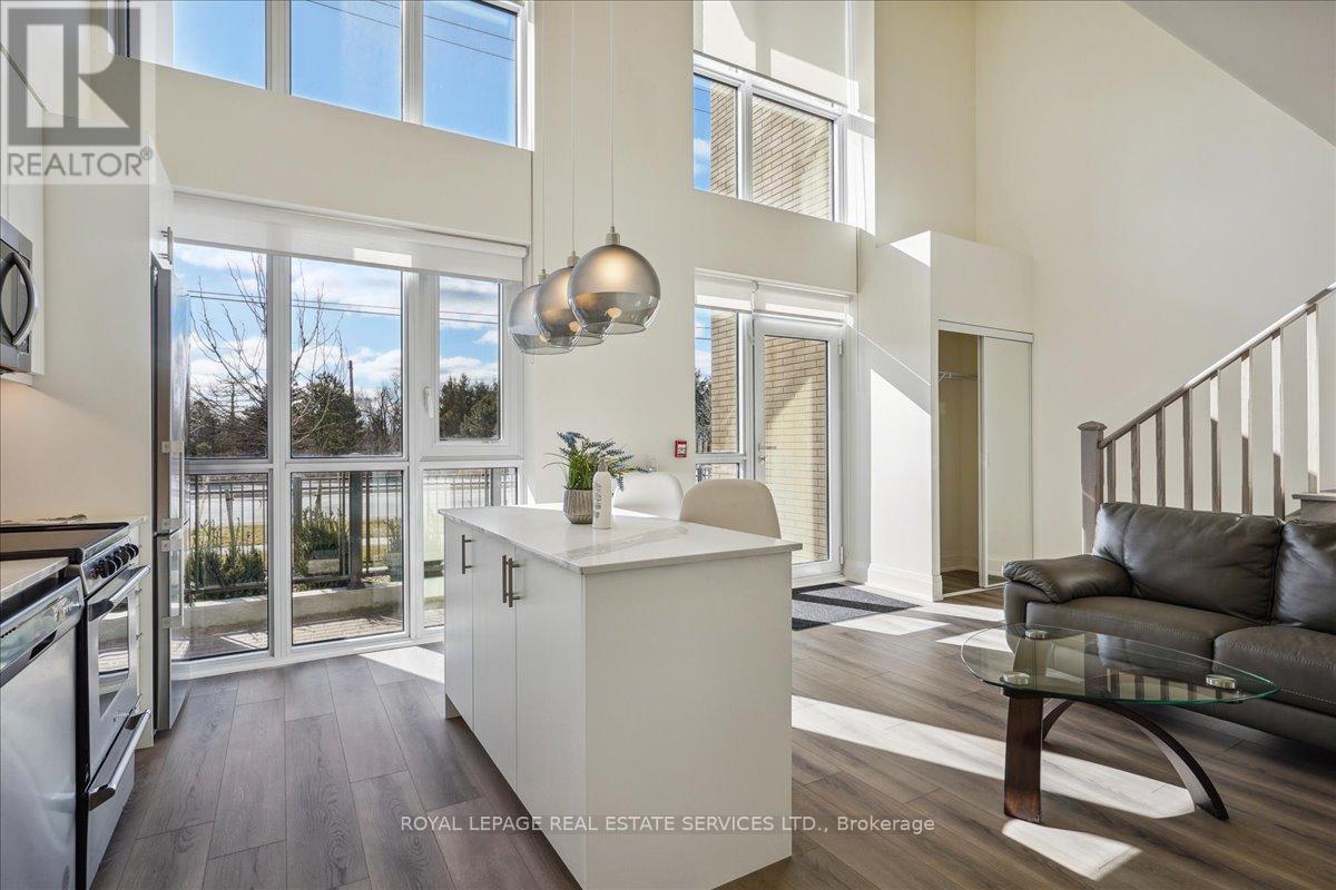 103 - 509 Dundas Street W, Oakville, Ontario  L6M 4M2 - Photo 3 - W13169634
