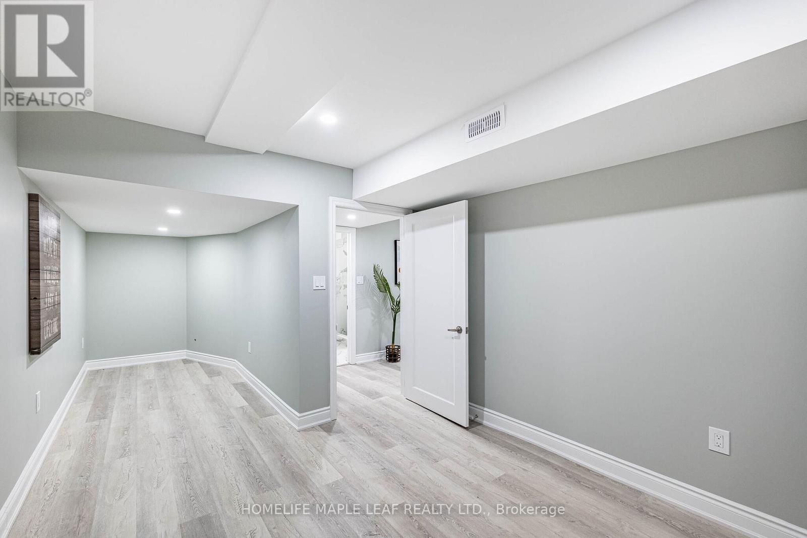 4799 Rathkeale Road, Mississauga, Ontario  L5V 1K3 - Photo 42 - W13169676