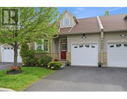9 - 212 STONEHENGE DRIVE, Hamilton, Ontario