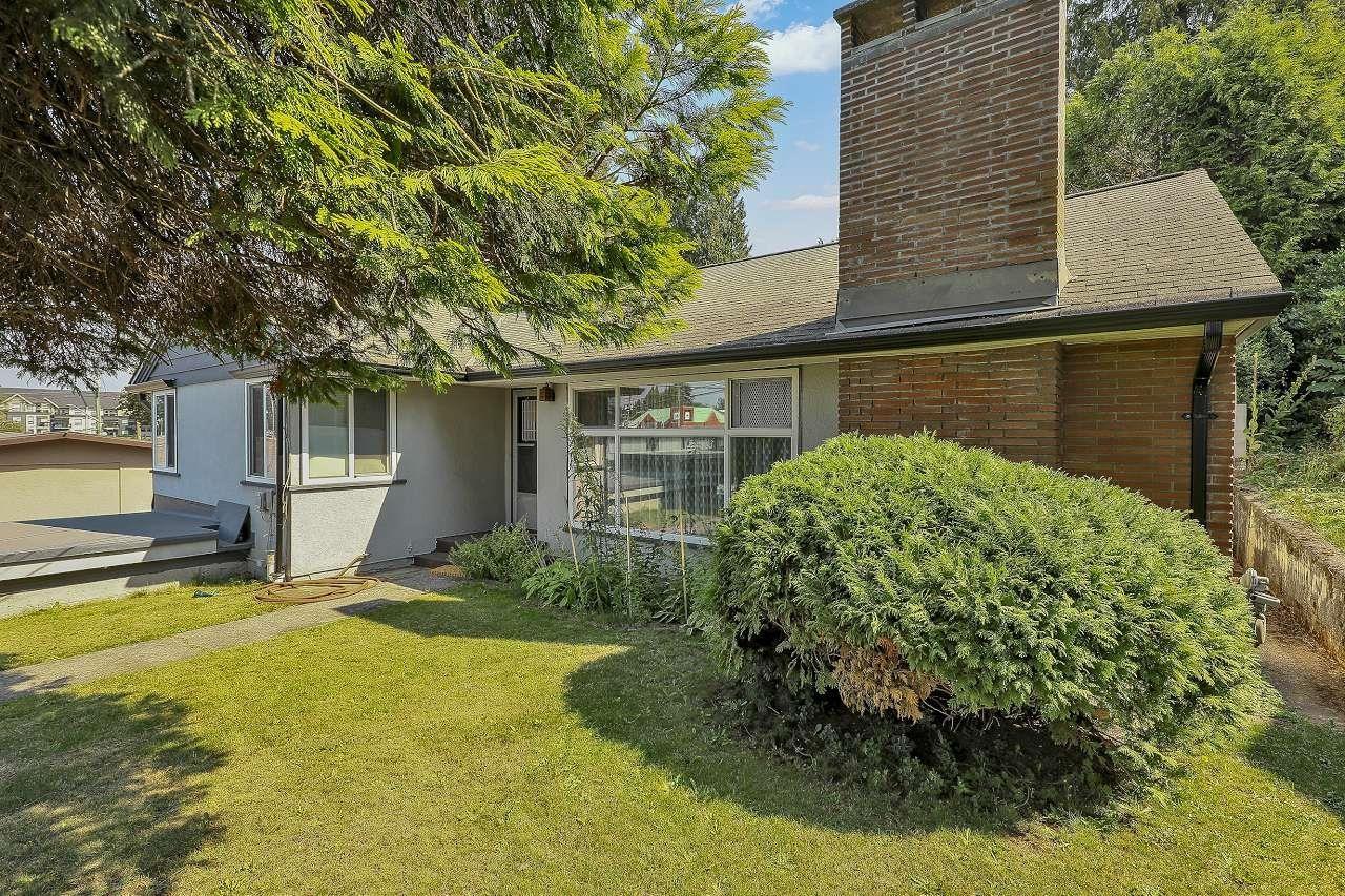 2374 HILLSIDE DRIVE, Abbotsford, British Columbia