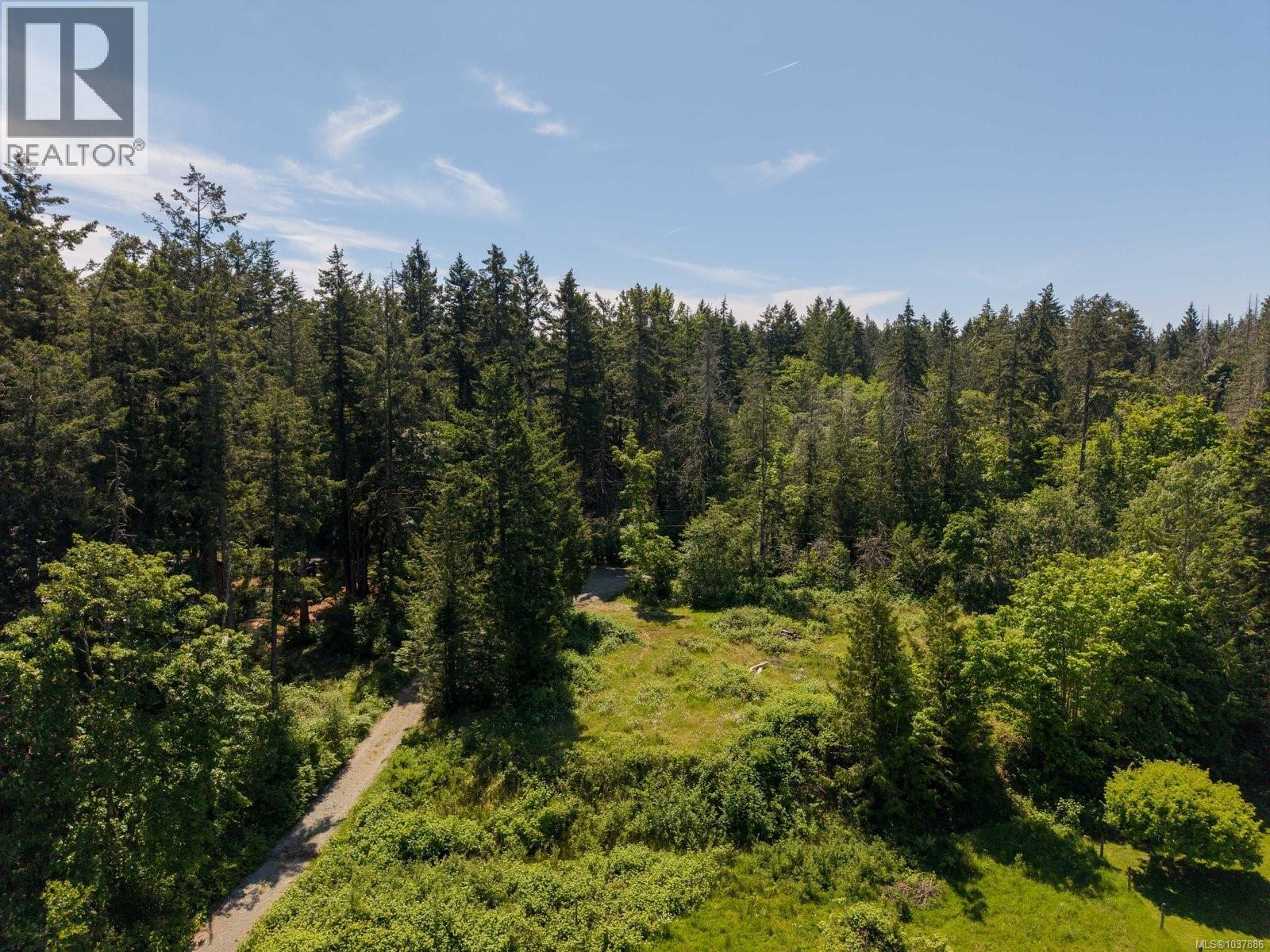 1220 Clayton Rd, North Saanich, British Columbia