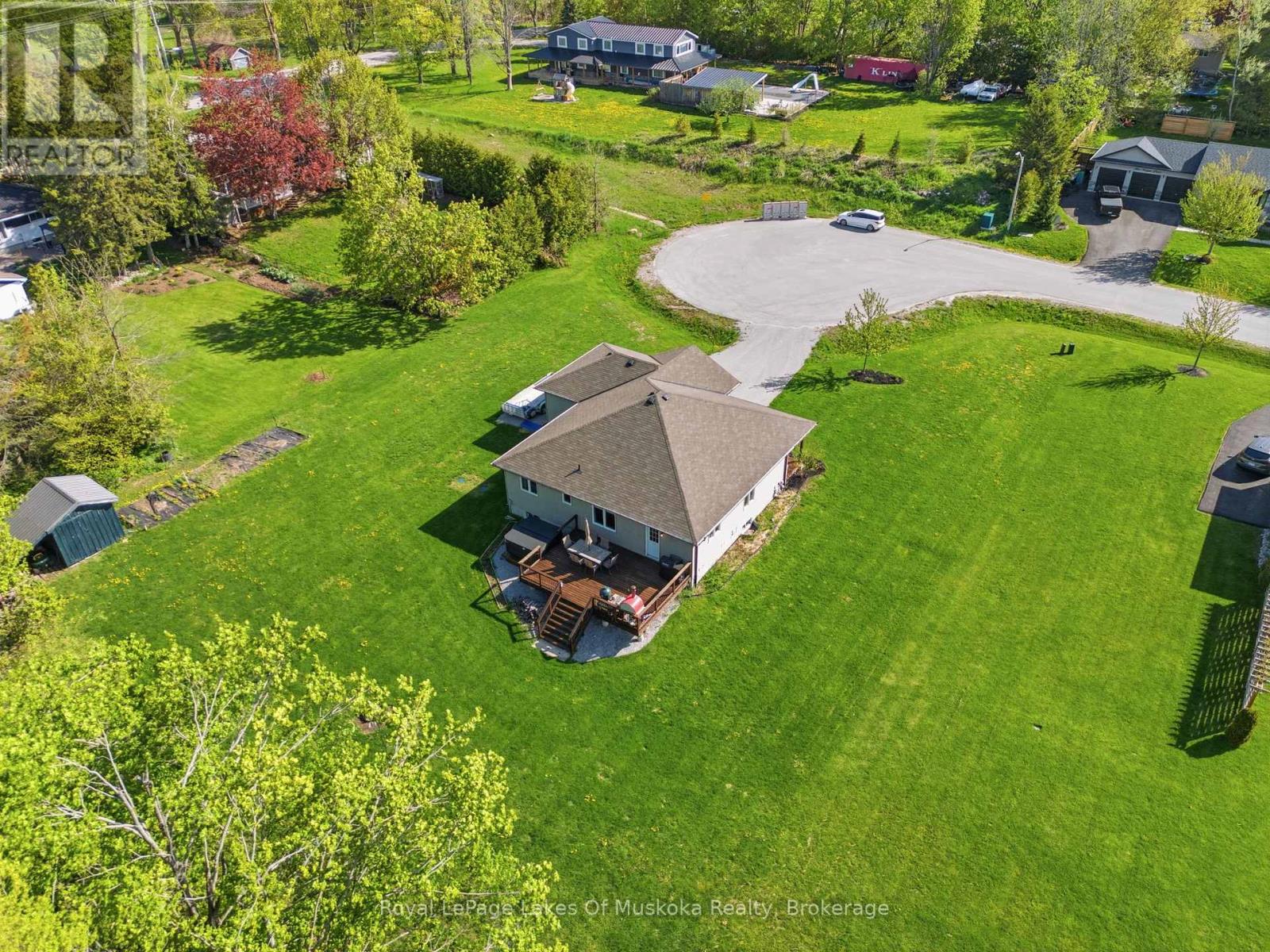 4 Keyzer Drive, Oro-Medonte (Warminster), Ontario  L3V 8N7 - Photo 38 - S13169746