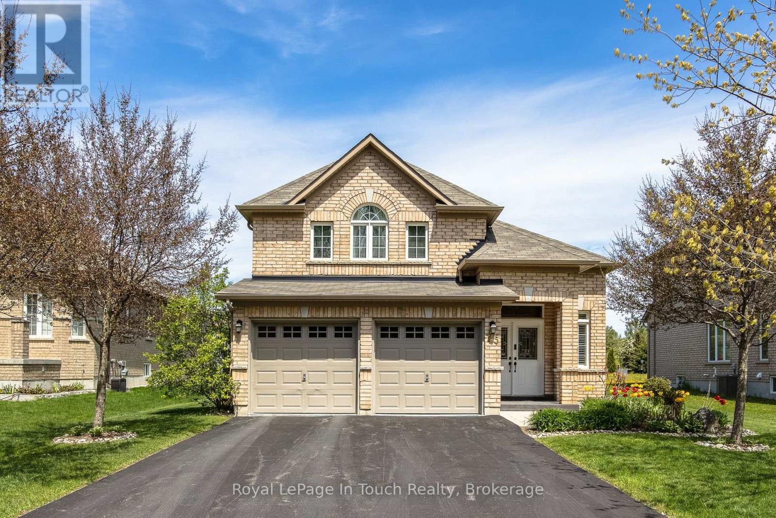75 PEARL STREET, Wasaga Beach, Ontario
