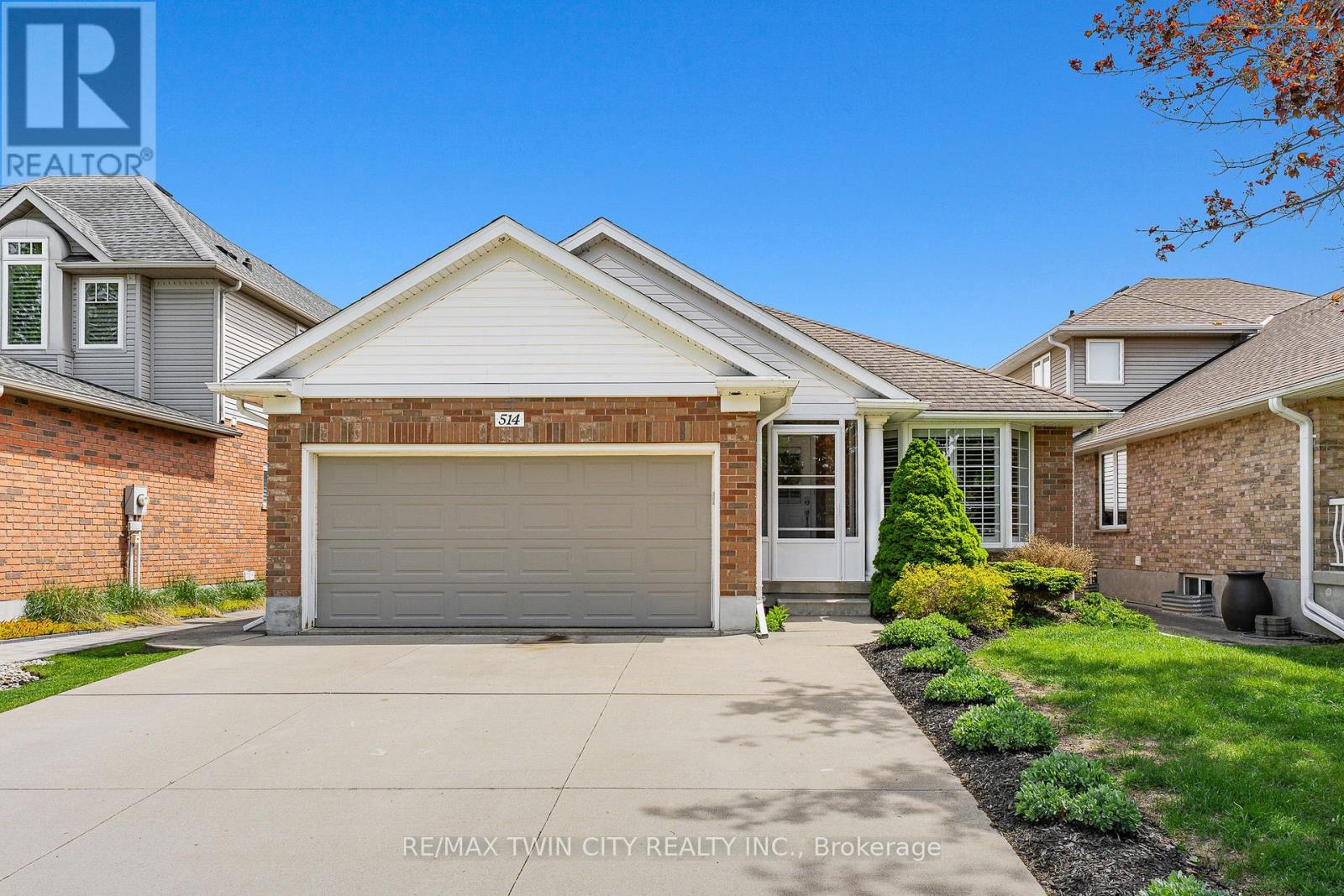 514 BRENTCLIFFE DRIVE, Waterloo, Ontario