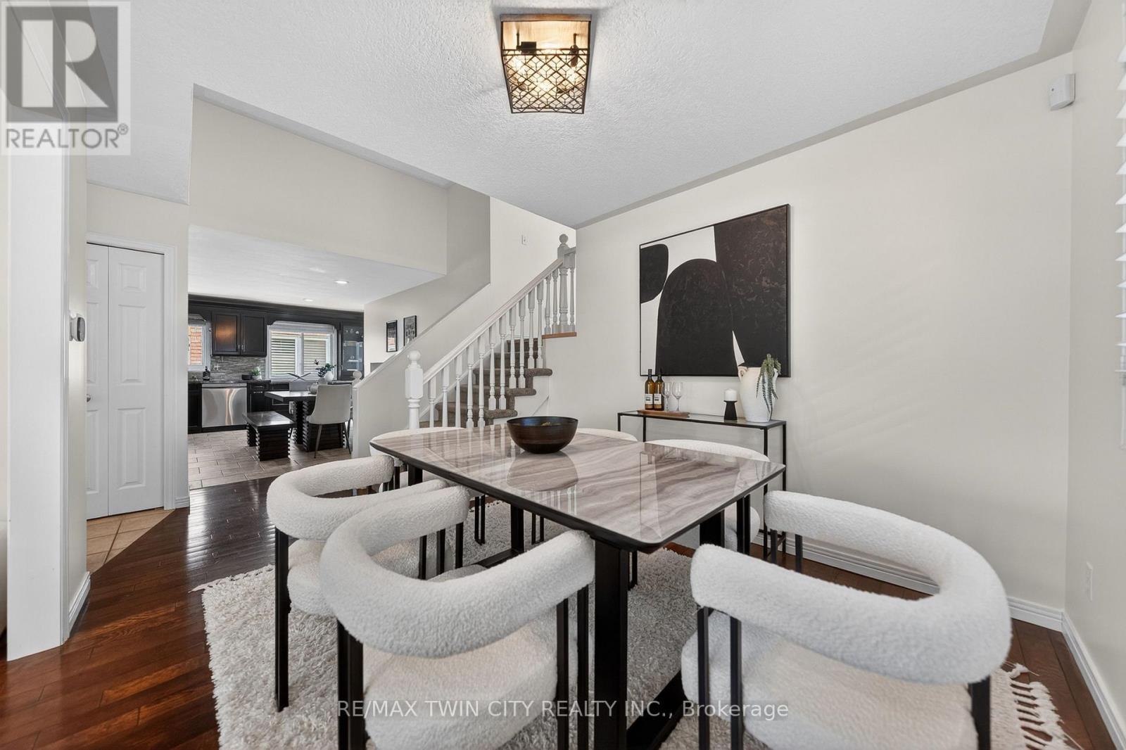 514 Brentcliffe Drive, Waterloo, Ontario  N2T 2S4 - Photo 11 - X13169566