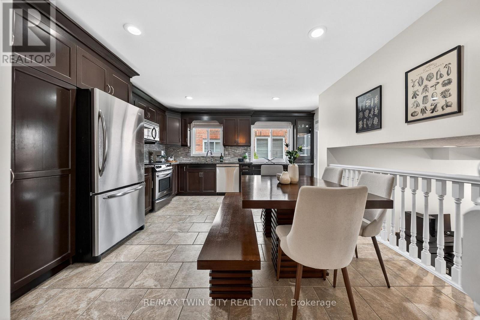 514 Brentcliffe Drive, Waterloo, Ontario  N2T 2S4 - Photo 13 - X13169566
