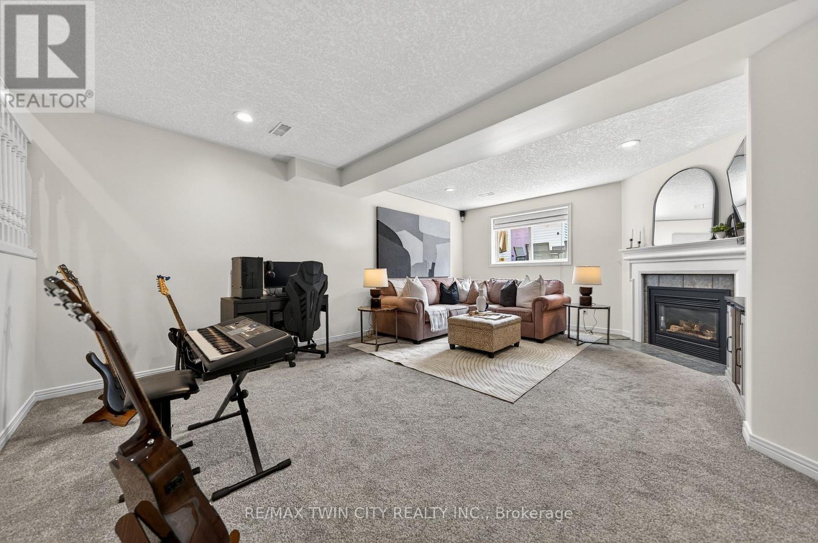514 Brentcliffe Drive, Waterloo, Ontario  N2T 2S4 - Photo 20 - X13169566