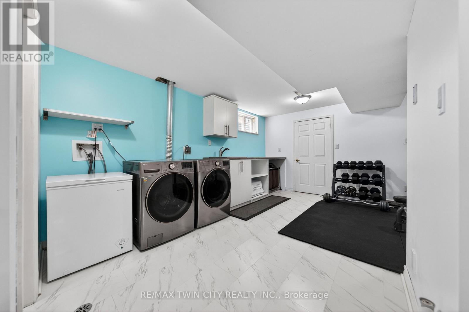 514 Brentcliffe Drive, Waterloo, Ontario  N2T 2S4 - Photo 34 - X13169566