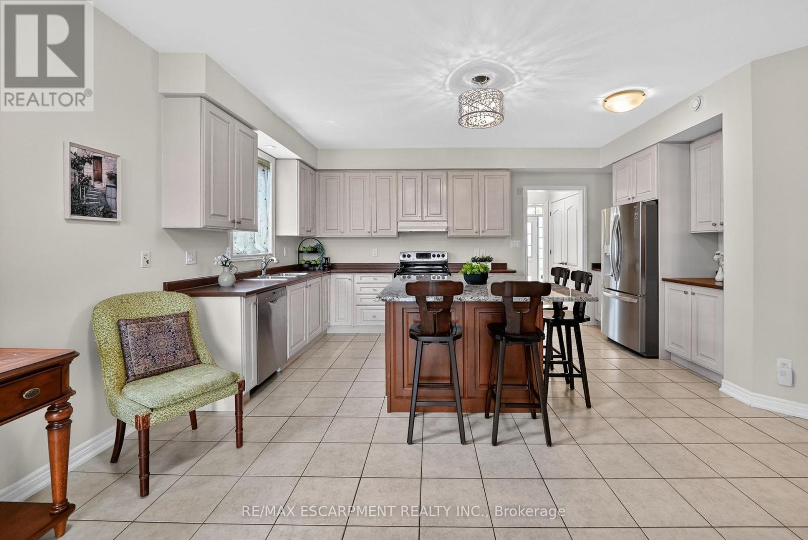 164 Galloway Trail, Welland, Ontario  L3B 6G5 - Photo 9 - X13169648