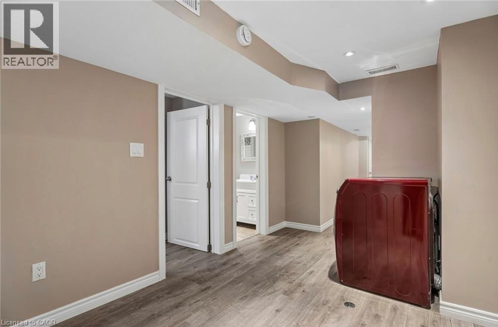 62 Corbett Drive, Barrie, Ontario  L4M 5V2 - Photo 28 - 40833172