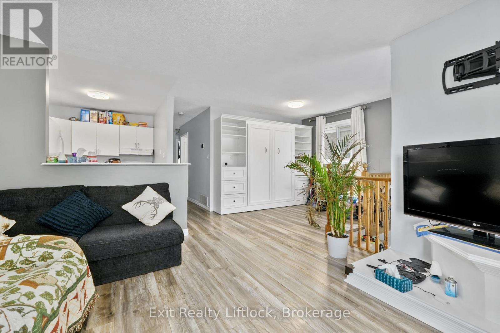 802 Mountain Ash Road, Peterborough (Otonabee Ward 1), Ontario  K9J 8K2 - Photo 7 - X13169940