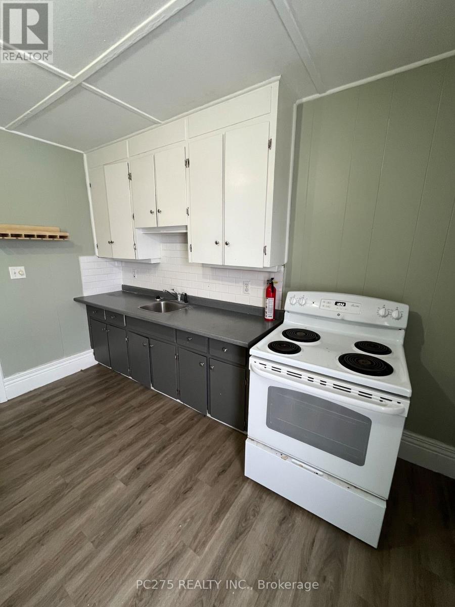 2 - 55-57 Broadway Street, Lambton Shores, Ontario  N0N 1J0 - Photo 9 - X13169804
