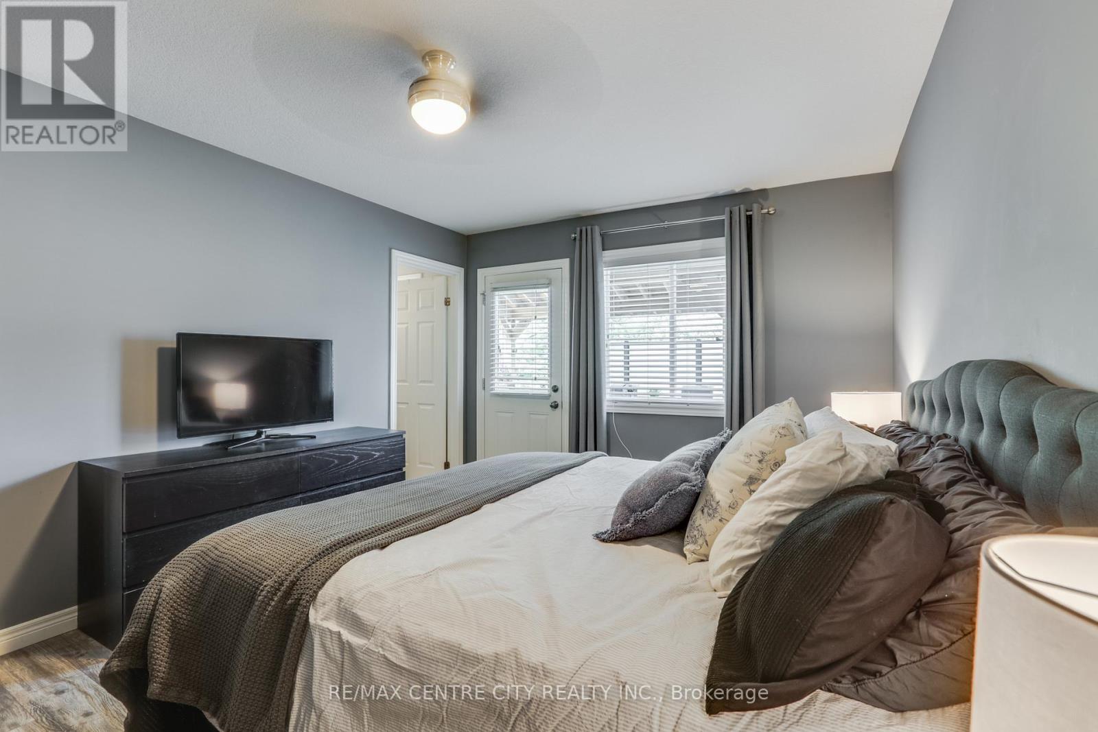 1956 Foxwood Avenue, London North, Ontario  N6G 0C5 - Photo 19 - X13169922