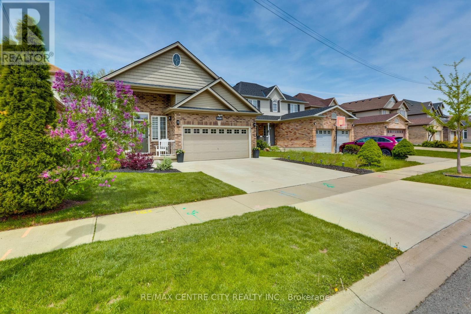 1956 Foxwood Avenue, London North, Ontario  N6G 0C5 - Photo 3 - X13169922