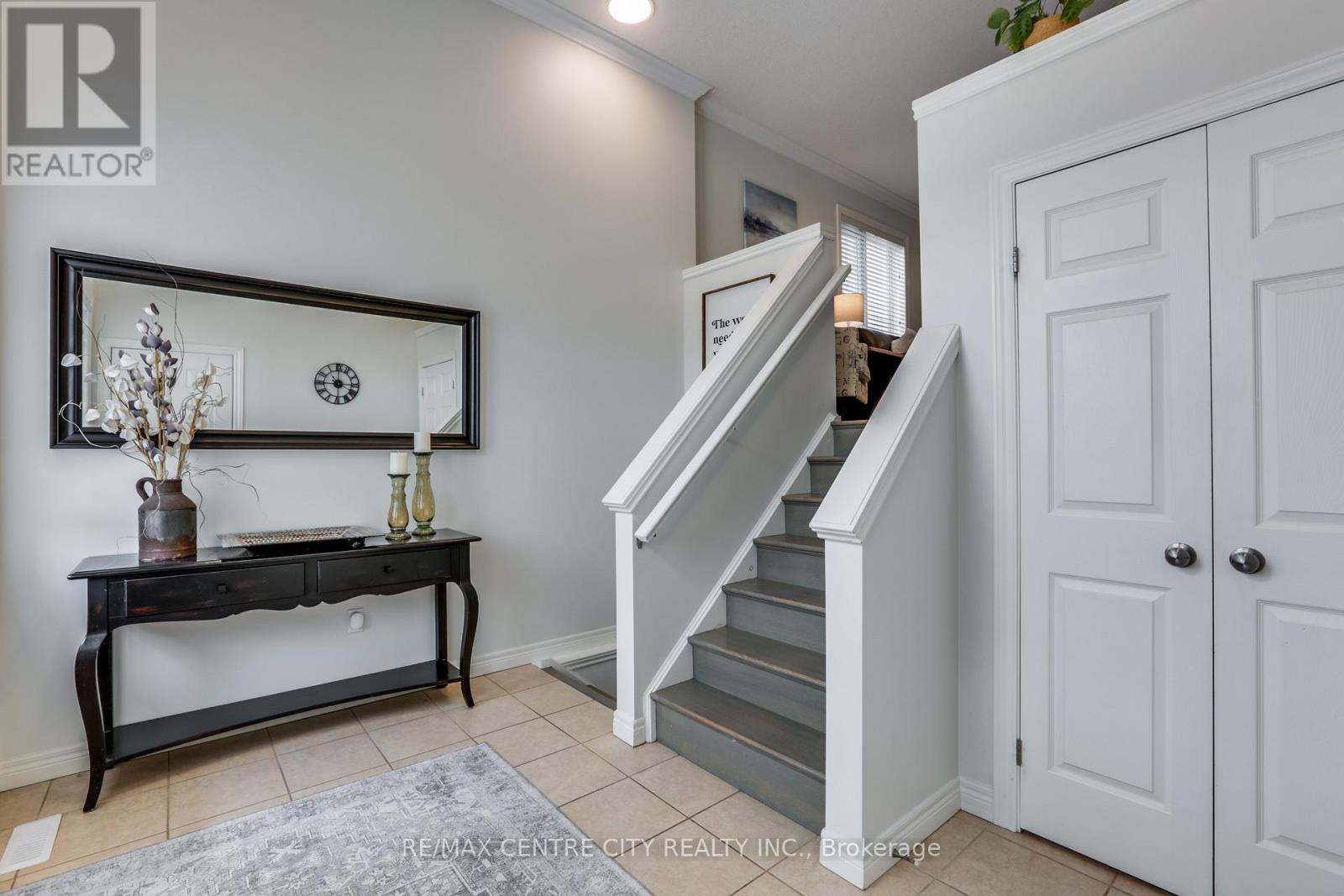 1956 Foxwood Avenue, London North, Ontario  N6G 0C5 - Photo 5 - X13169922