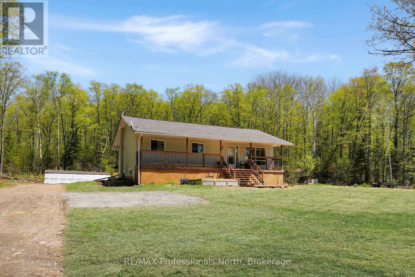1244 CLEMENT LAKE ROAD, Highlands East, Ontario