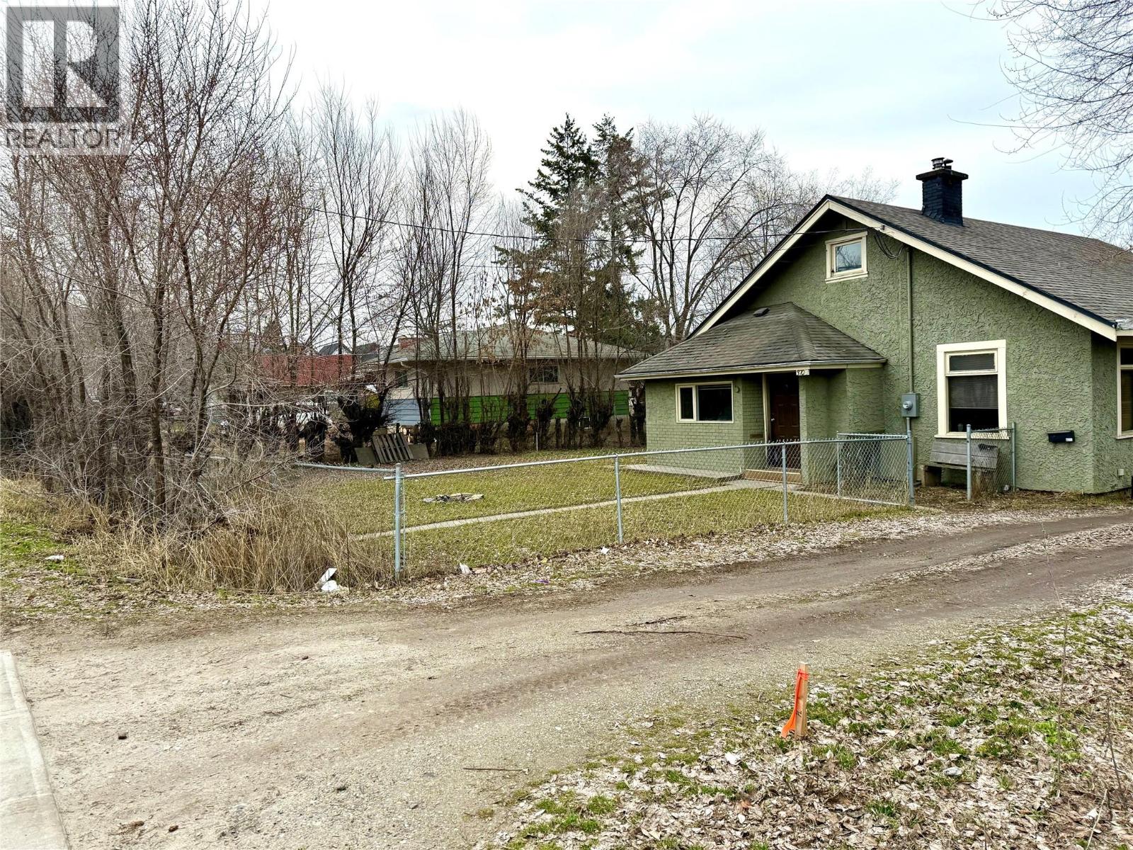 3708 25 Avenue, Vernon, British Columbia  V1T 1P3 - Photo 1 - 10374066