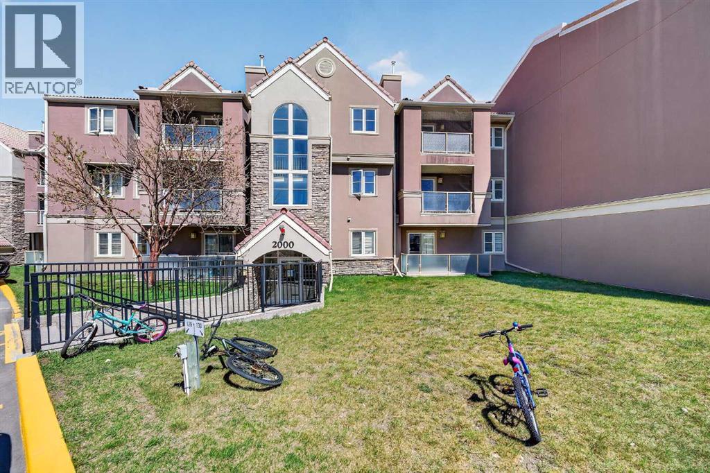 2031, 2031 Edenwold Heights Nw, Calgary, Alberta  T3A 3Y2 - Photo 33 - A2312299