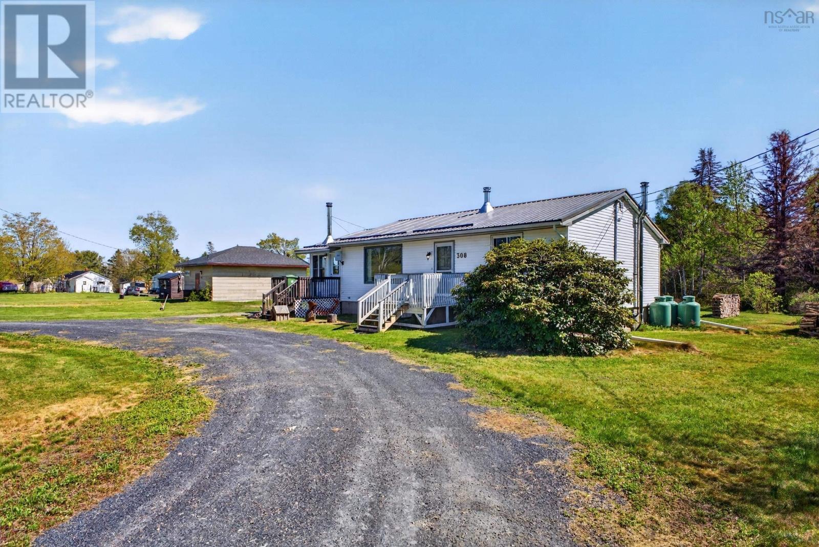 308 Highway 2 Highway, Lower Five Islands, Nova Scotia  B0M 1N0 - Photo 40 - 202612036