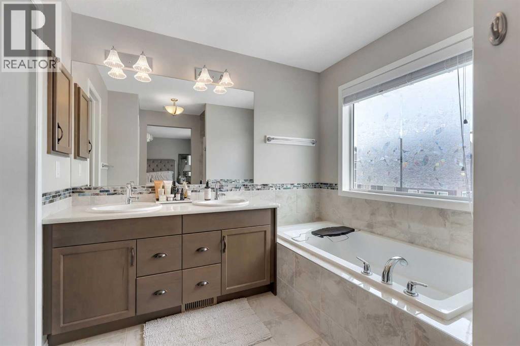 16 Nolancrest Circle Nw, Calgary, Alberta T3R 0T8 - Photo 27 - A2313500