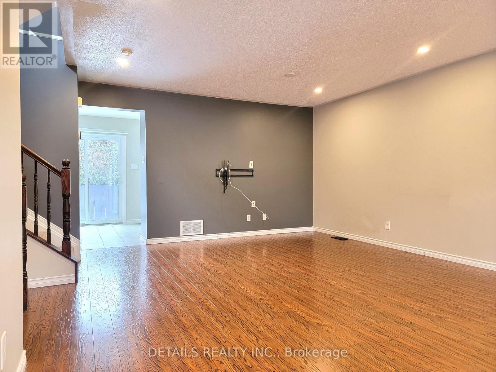 171 Windhurst Drive, Ottawa, Ontario  K2G 6H9 - Photo 3 - X13169722