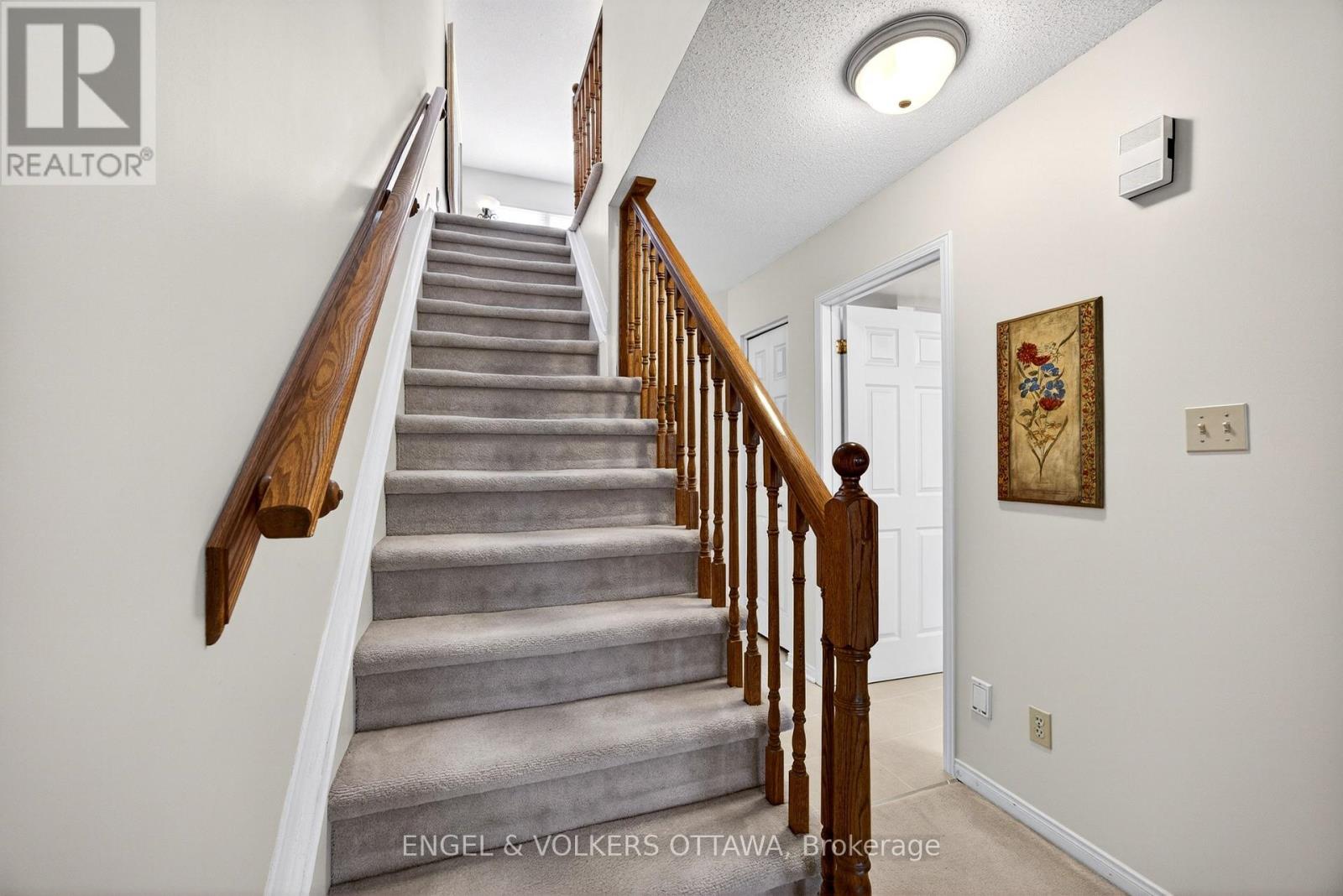 36 Brigadier Private, Ottawa, Ontario  K1N 1E6 - Photo 11 - X13169886