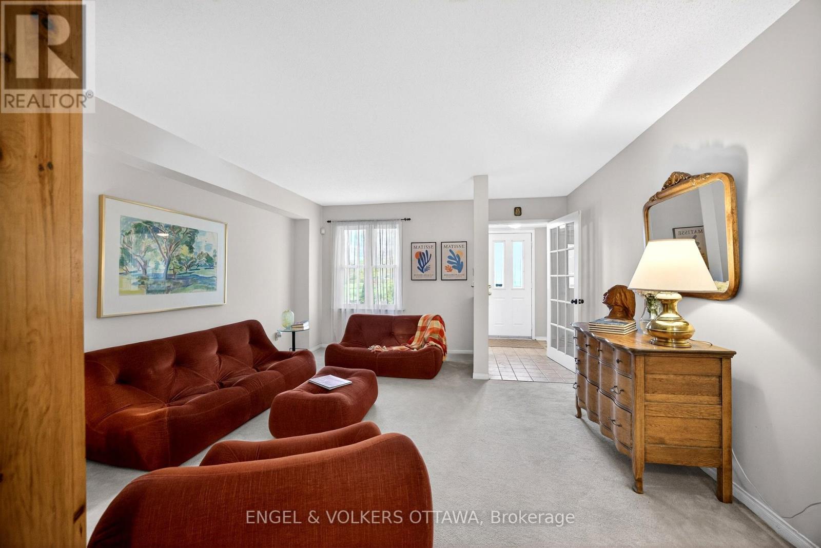 36 Brigadier Private, Ottawa, Ontario  K1N 1E6 - Photo 5 - X13169886