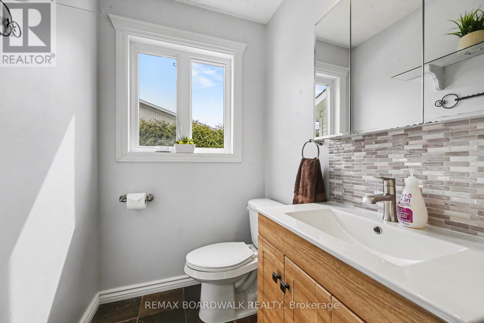47 Isabelle Street, Casselman, Ontario  K0A 1M0 - Photo 13 - X13169896