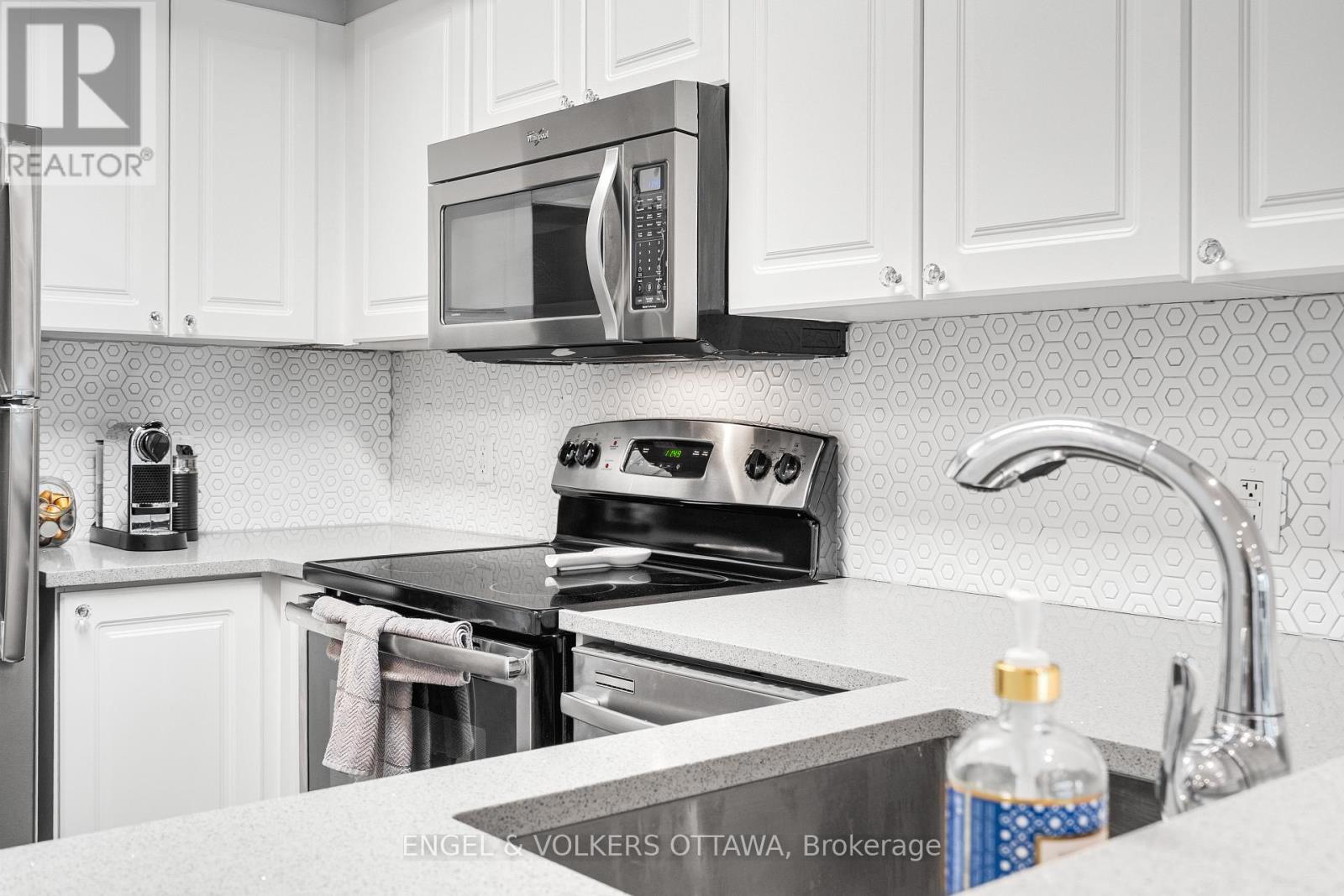 202 - 200 Rideau Street, Ottawa, Ontario  K1N 5Y1 - Photo 11 - X13169970