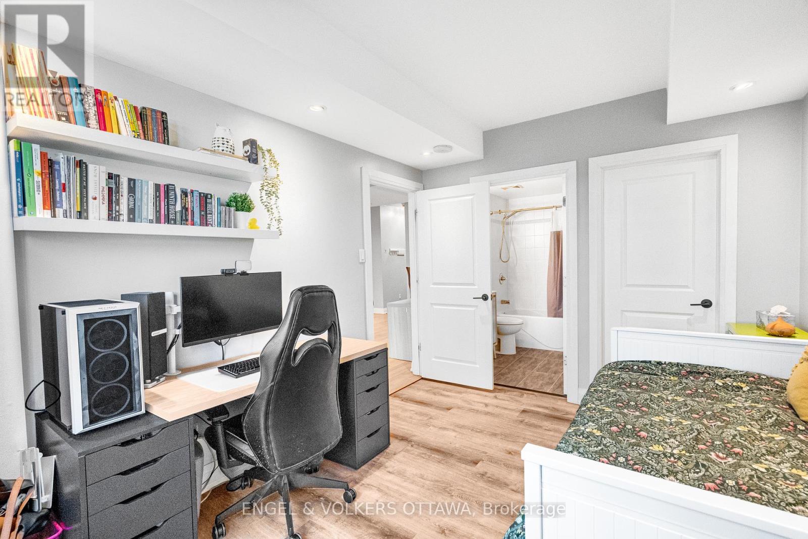 202 - 200 Rideau Street, Ottawa, Ontario  K1N 5Y1 - Photo 27 - X13169970
