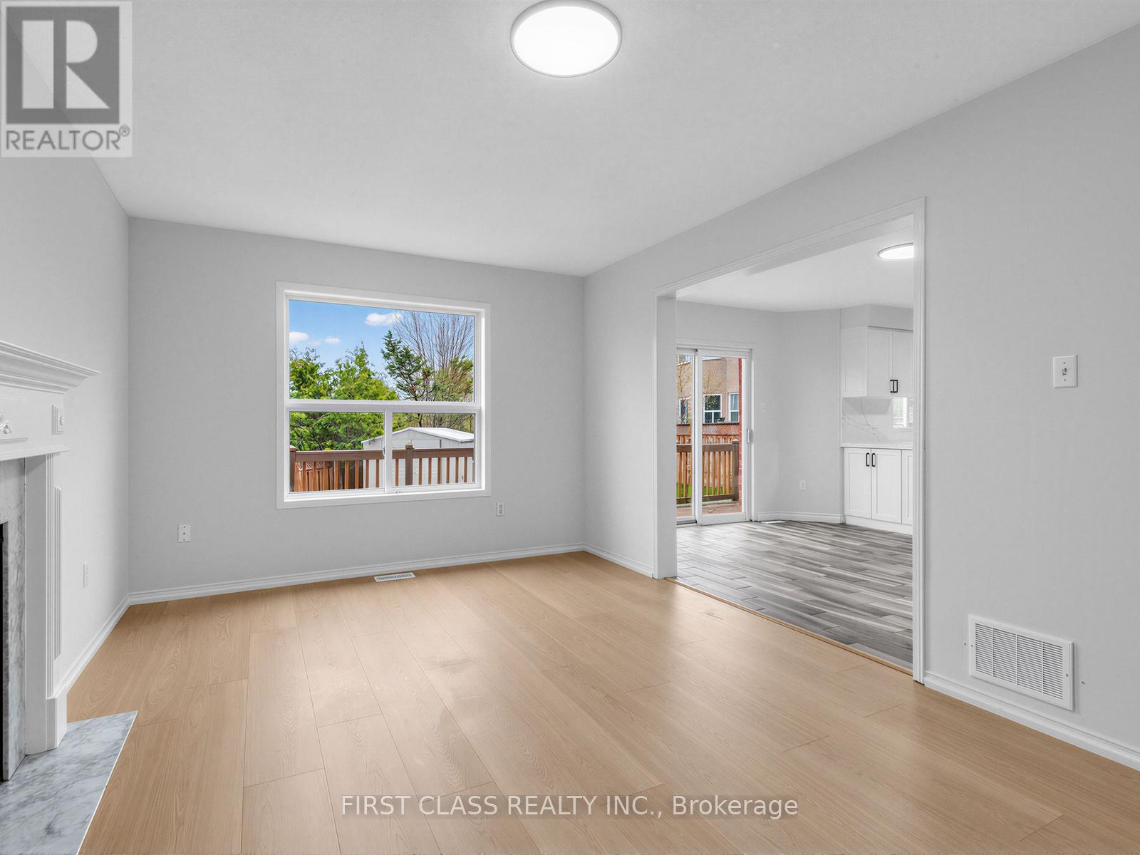 104 Chalmers Drive, Barrie, Ontario L4N 8V9 - Photo 15 - S13067016