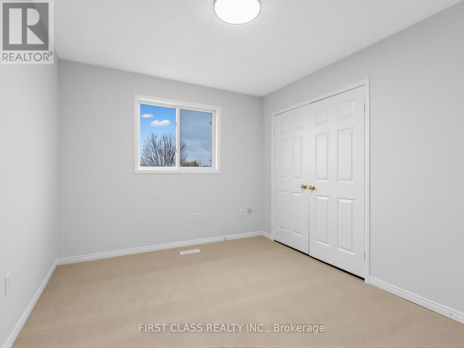 104 Chalmers Drive, Barrie, Ontario L4N 8V9 - Photo 30 - S13067016