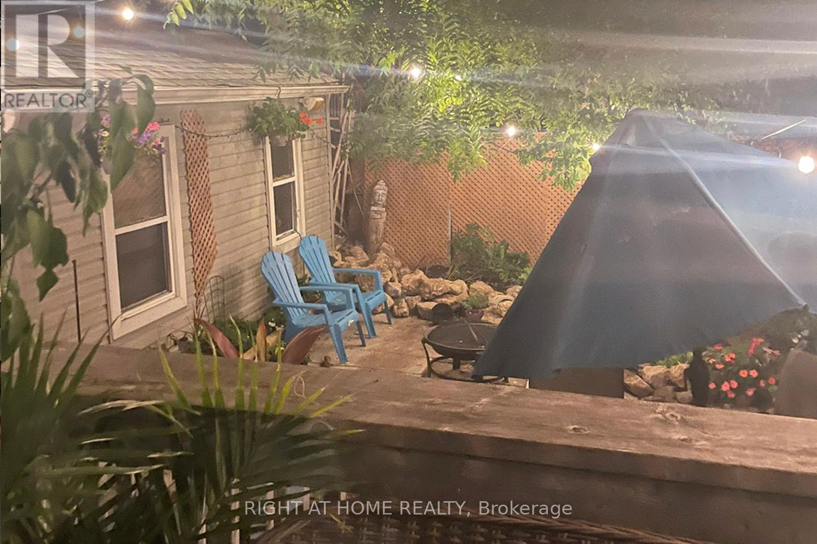 64 Wexford Avenue N, Hamilton, Ontario  L8H 4M4 - Photo 8 - X12801458