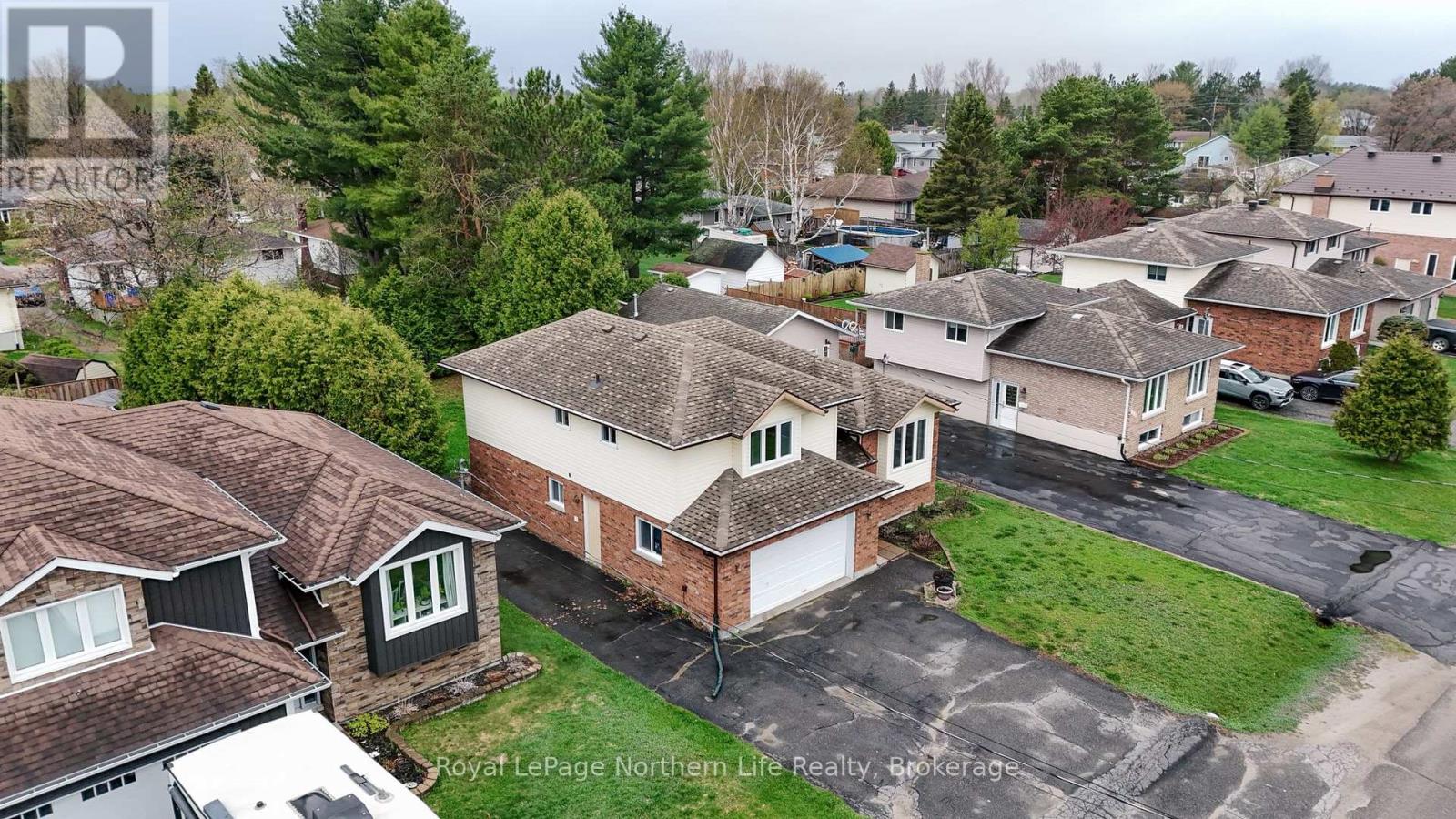 989 Annette Street N, Greater Sudbury, Ontario  P3P 1R9 - Photo 2 - X13169788