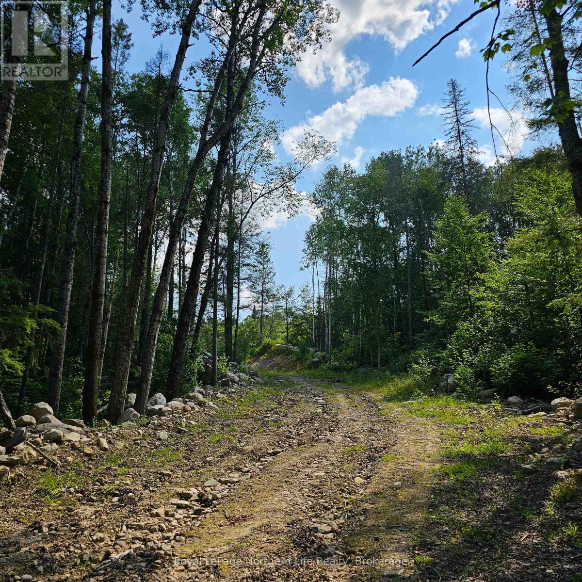 1267 Snake Creek Road, Mattawan, Ontario  P0H 1V0 - Photo 14 - X13169846