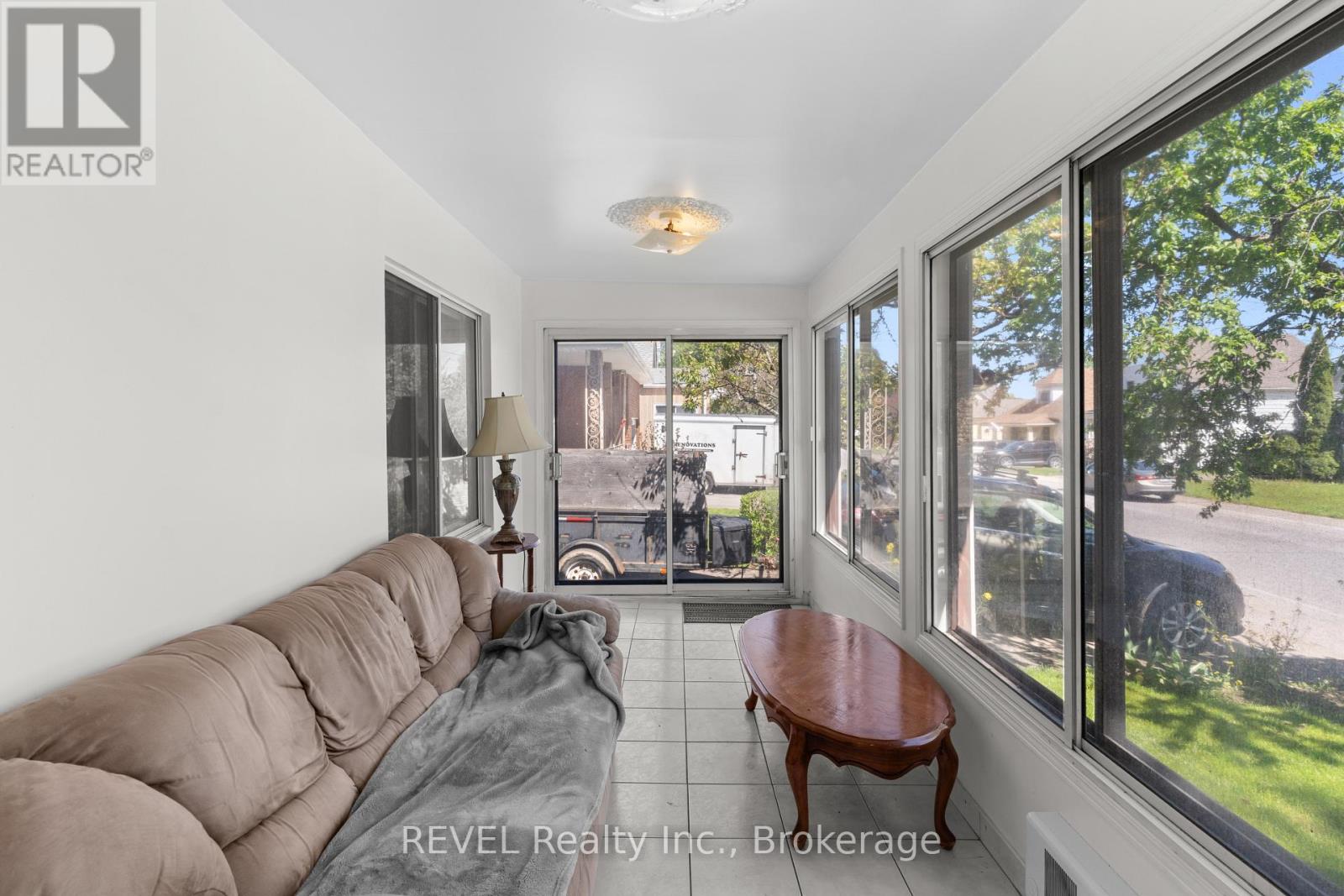 6401 Taylor Street, Niagara Falls, Ontario  L2G 2E9 - Photo 4 - X13170044