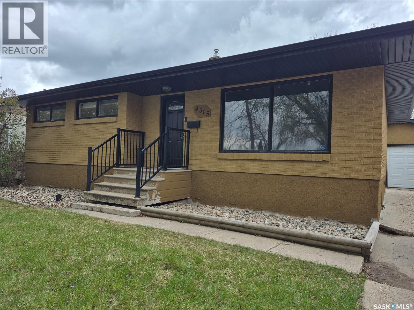 4515 Sherwood Drive, Regina, Saskatchewan  S4R 3B3 - Photo 3 - SK036979