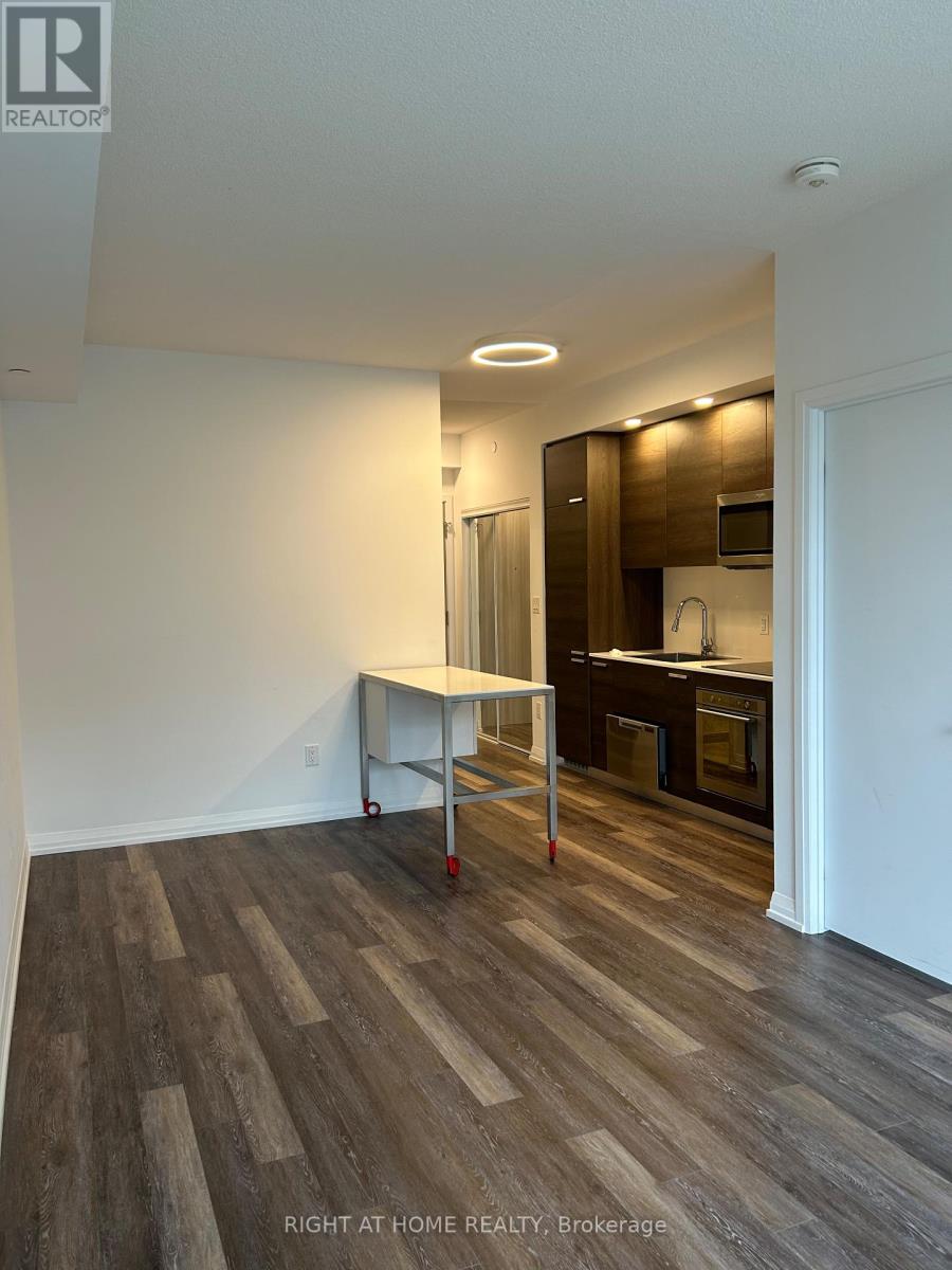 308 - 75 Canterbury Place, Toronto, Ontario  M2N 0L2 - Photo 5 - C13167894