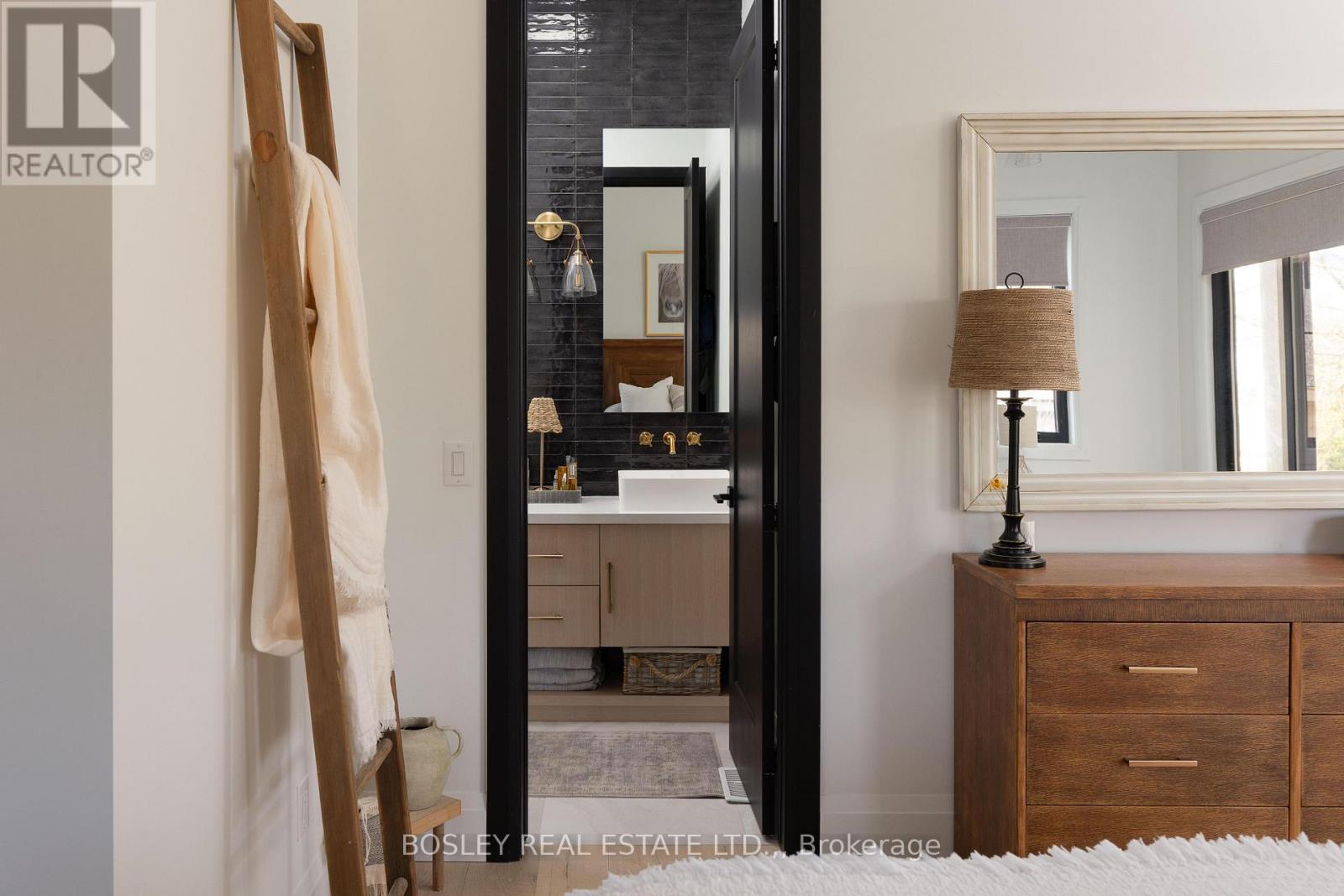 127 William Street, Niagara-On-The-Lake, Ontario  L0S 1J0 - Photo 15 - X13096322