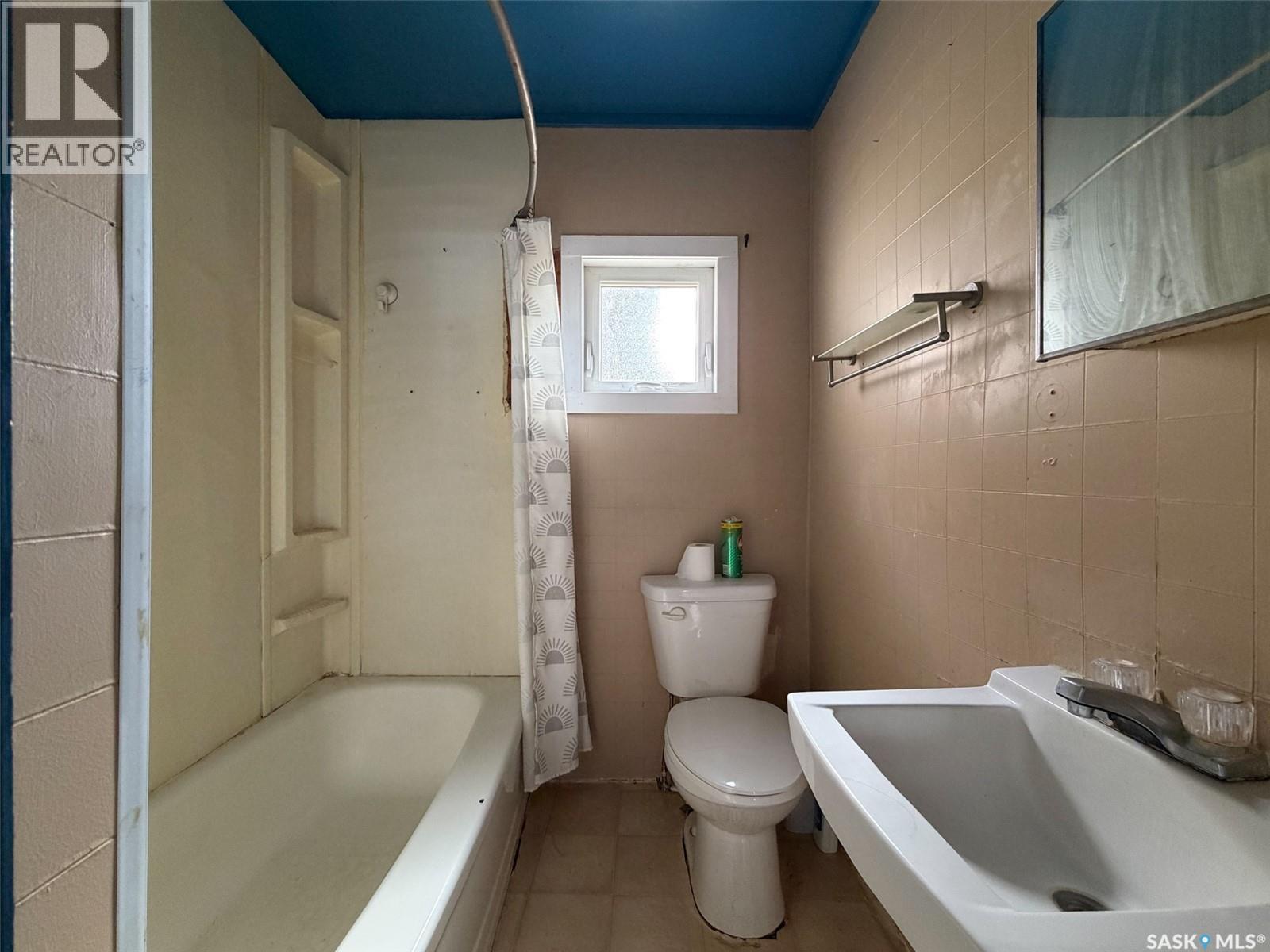 102 Wayne Street, Abbey, Saskatchewan  S0N 0A0 - Photo 18 - SK008624