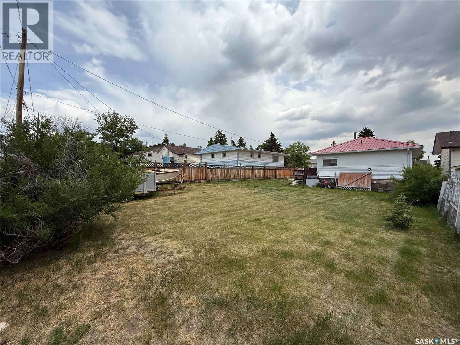 102 Wayne Street, Abbey, Saskatchewan  S0N 0A0 - Photo 38 - SK008624