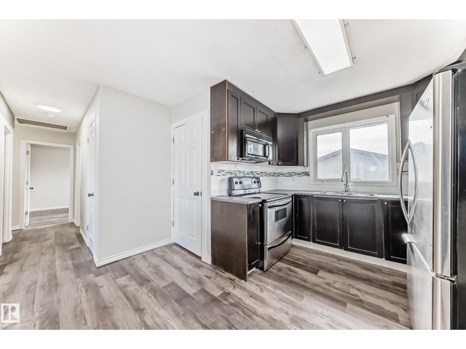 8615 42a Av Nw, Edmonton, Alberta  T6K 1E6 - Photo 10 - E4489798