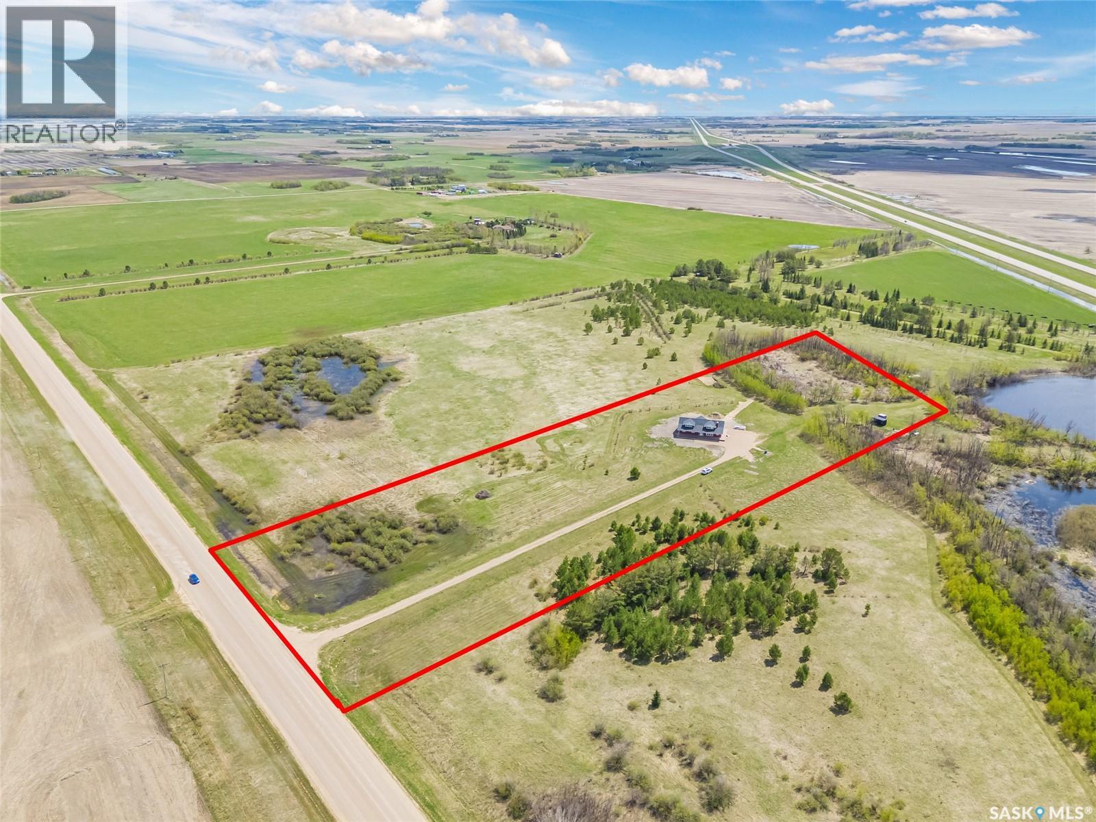 Warman Grid Road Acreage, Corman Park Rm No. 344, Saskatchewan  S0K 0E7 - Photo 2 - SK029904