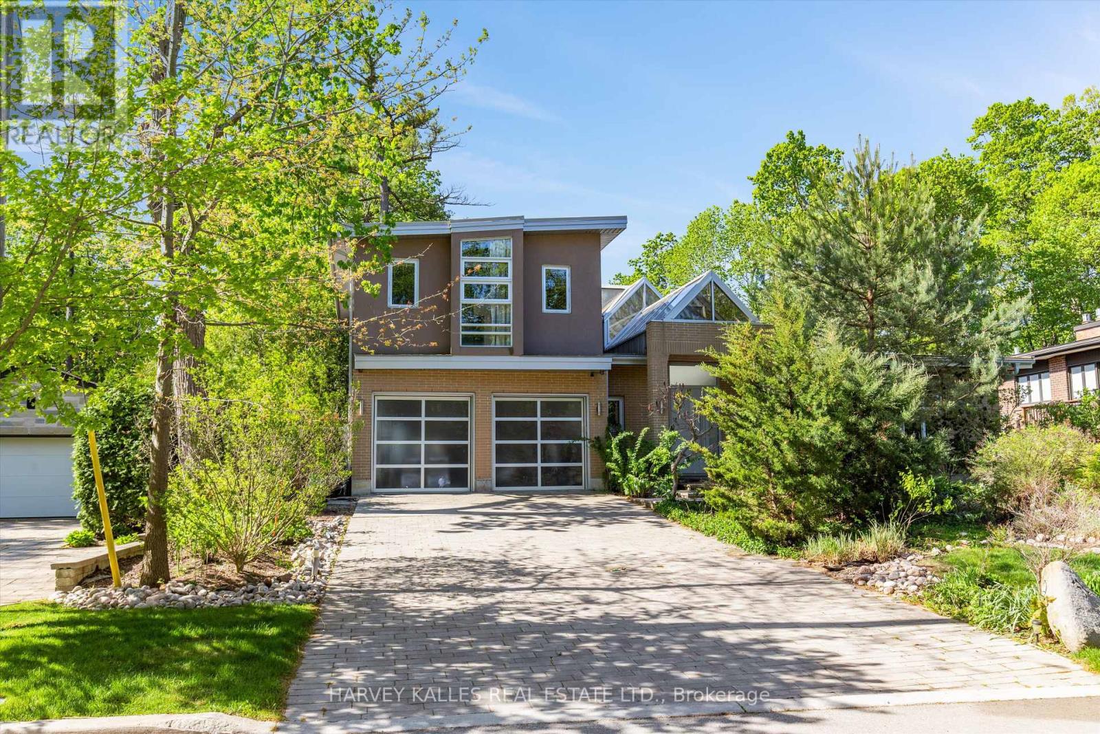51 HI MOUNT DRIVE, Toronto, Ontario