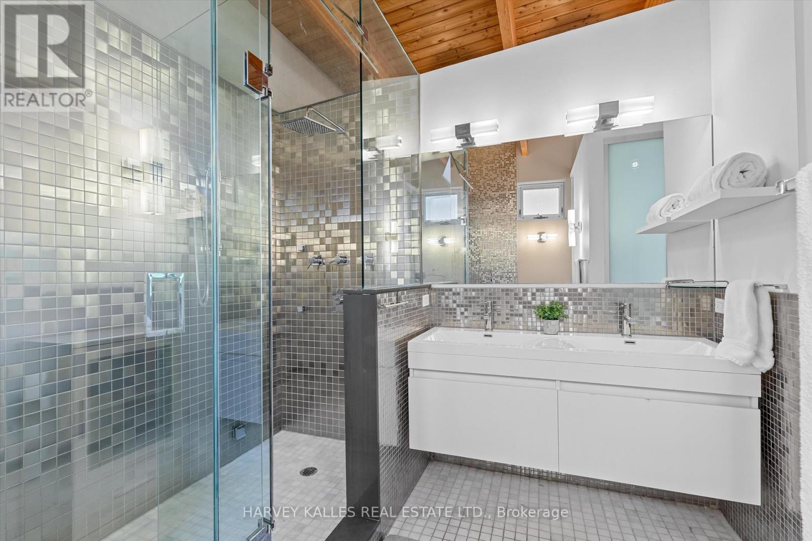 51 Hi Mount Drive, Toronto, Ontario  M2K 1X3 - Photo 24 - C13169772