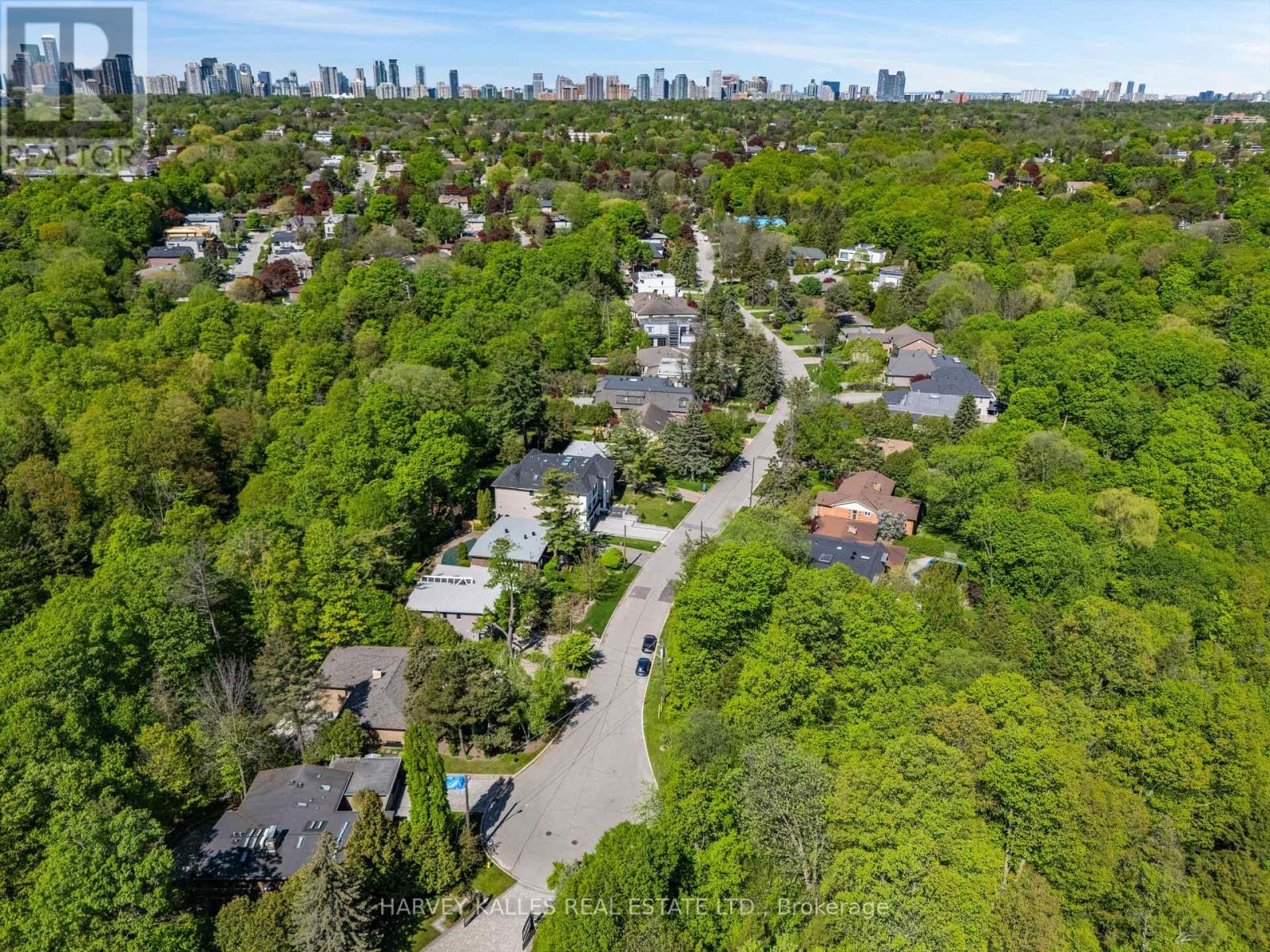 51 Hi Mount Drive, Toronto, Ontario  M2K 1X3 - Photo 50 - C13169772
