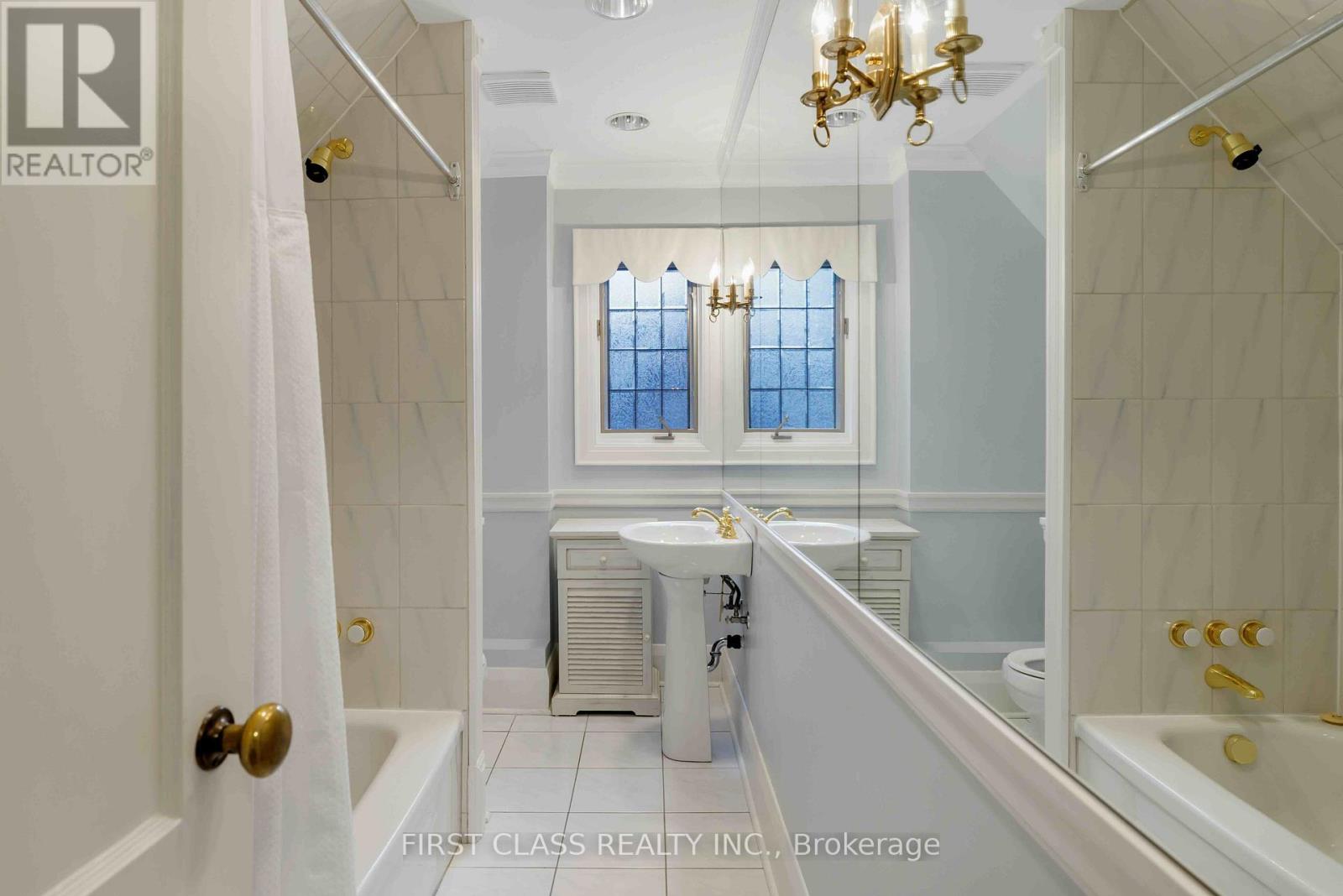 80 Douglas Drive, Toronto, Ontario  M4W 2B4 - Photo 27 - C13169784