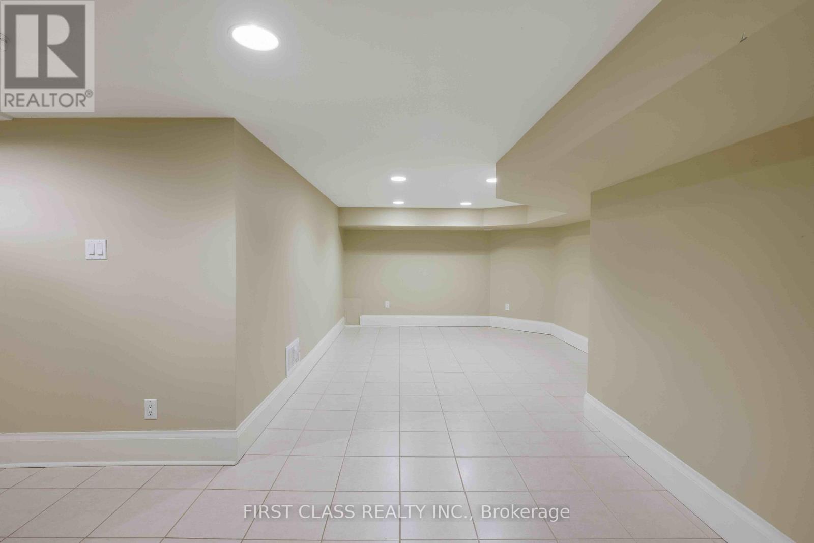 80 Douglas Drive, Toronto, Ontario  M4W 2B4 - Photo 31 - C13169784